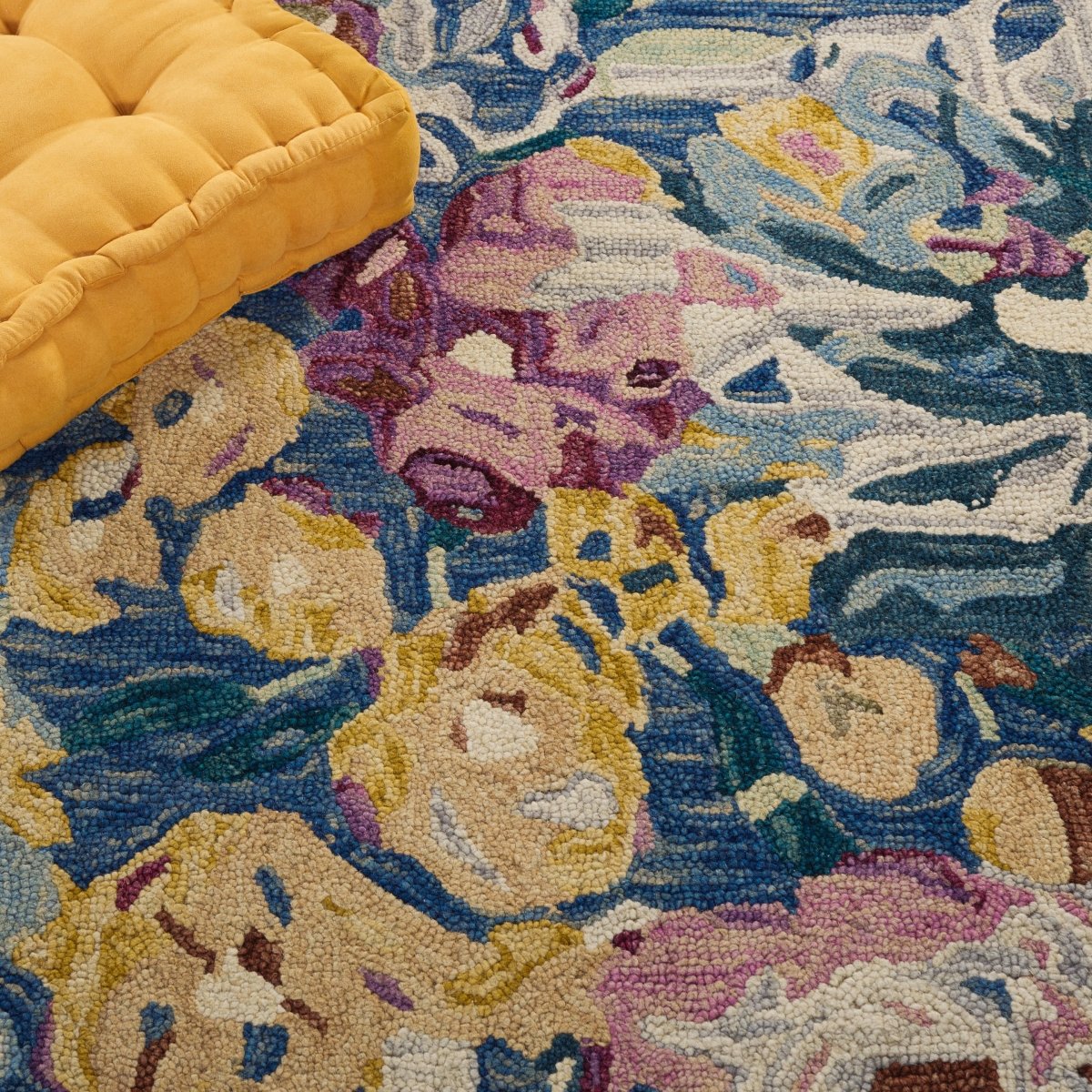 Safavieh Blossom Blm463L Light Blue/Plum Rug.