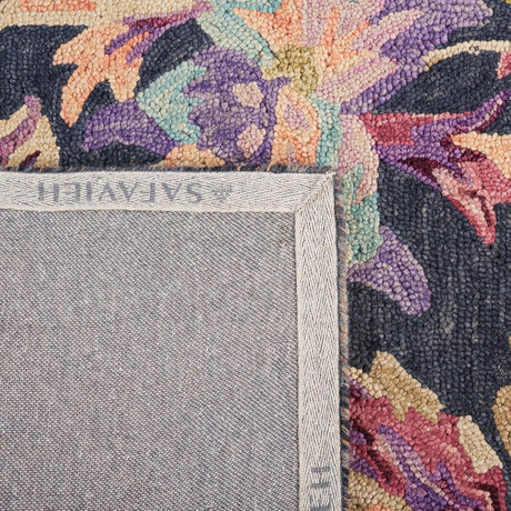 Safavieh Blossom Blm467H Charcoal/Plum Rug.