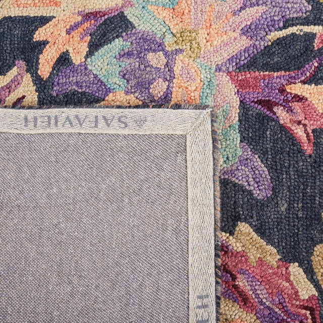 Safavieh Blossom Blm467H Charcoal/Plum Rug.