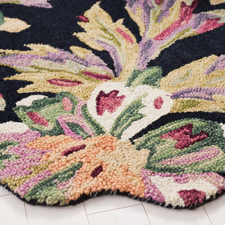 Safavieh Blossom Blm467Z Black/Plum Rug.