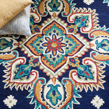 Safavieh Blossom Blm561N Navy/Ivory Rug.