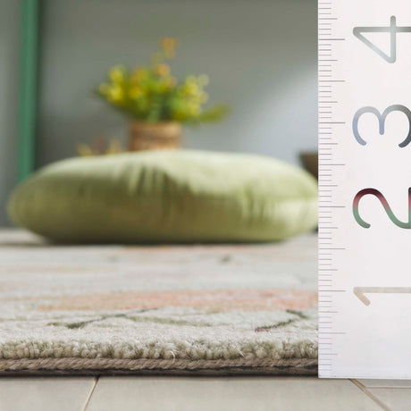 Safavieh Blossom Blm571W Sage/Ivory Rug.