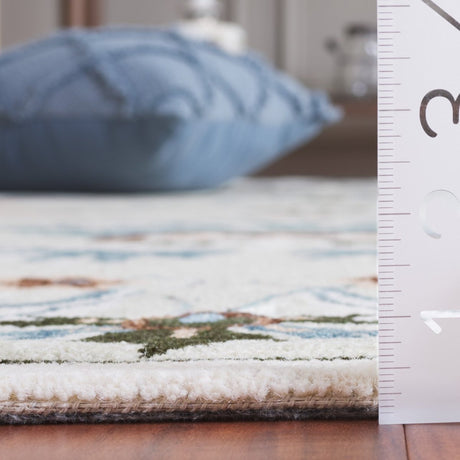 Safavieh Blossom Blm572W Sage/Blue Rug.