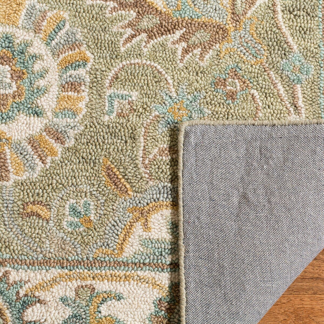 Safavieh Blossom Blm702W Sage / Ivory Rugs.