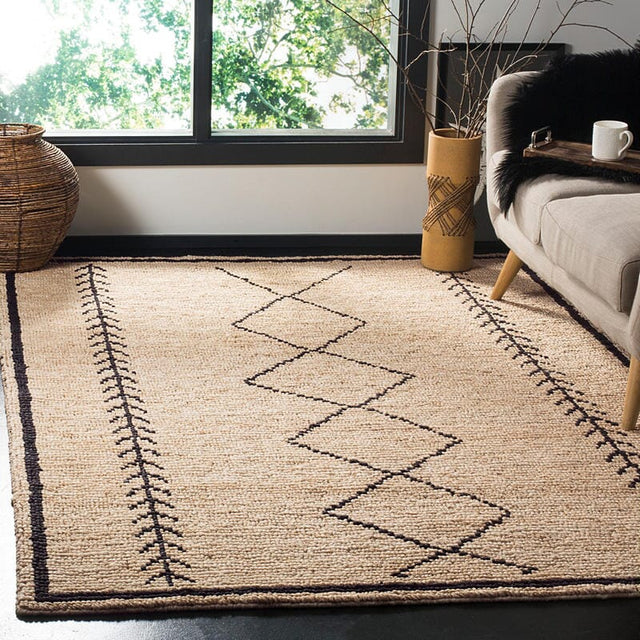 Safavieh Bohemian Boh701A Ivory / Black Rugs.