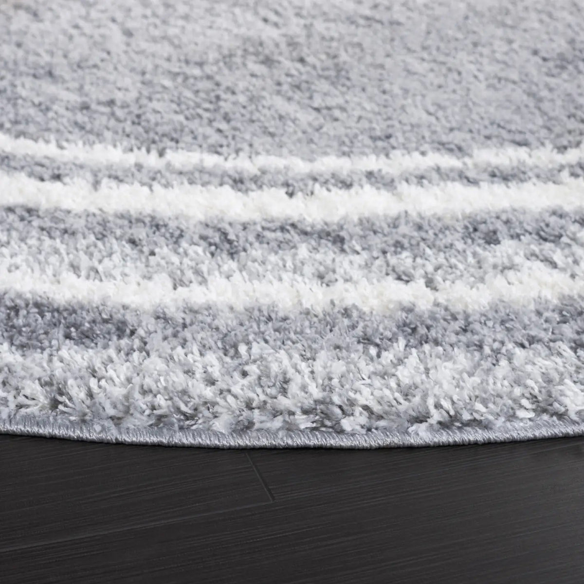 Safavieh Border & Stripe Shag 200 6'-7" x 6'-7" Rug in Grey / Ivory