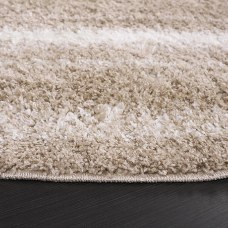 Safavieh Border & Stripe Shag 200 6'-7" x 6'-7" Rug in Beige / Ivory