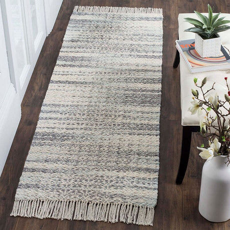 Safavieh Boston Bos707A Grey / Ivory Rugs.