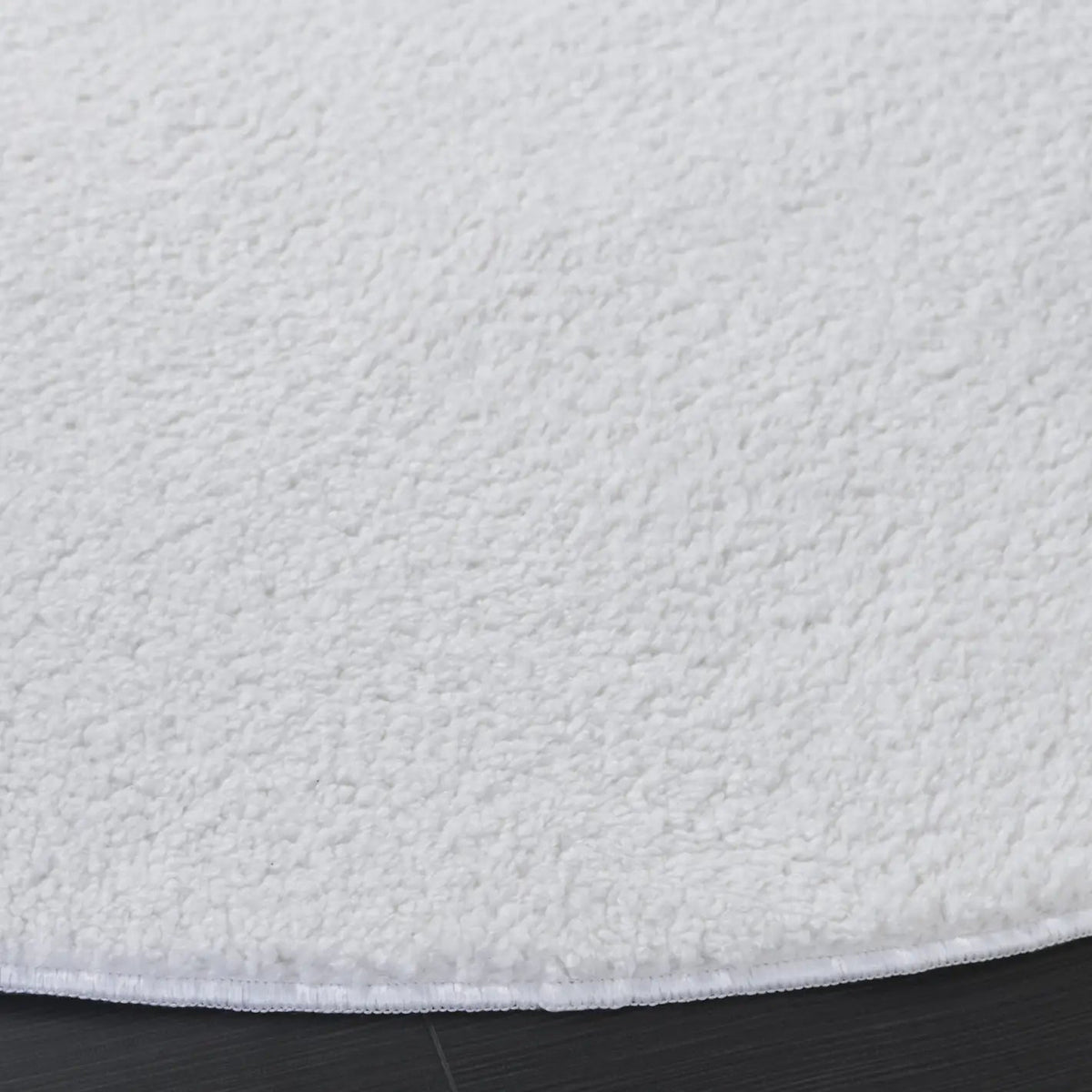 Safavieh Boucle 100 6'-0" x 6'-0" Rug in Ivory