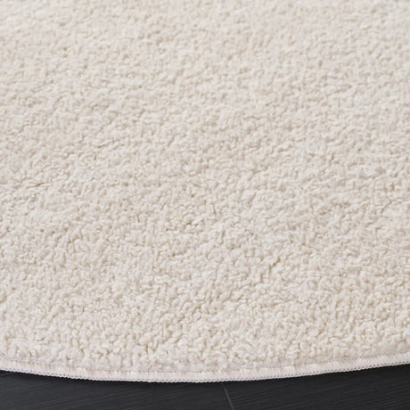 Safavieh Boucle 100 6'-0" x 6'-0" Rug in Beige