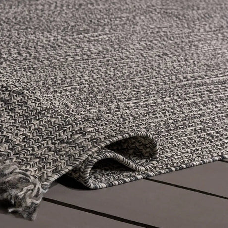 Safavieh Braided 300 5'-0" x 8'-0" Rug in Grey / Ivory