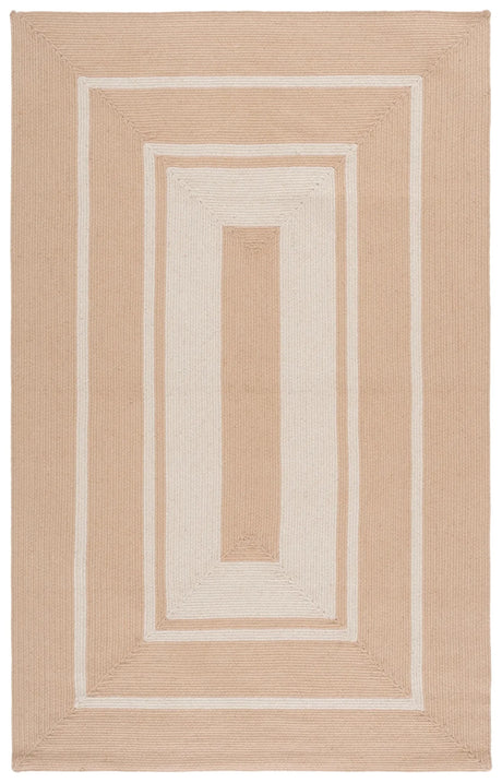 Safavieh Braided 800 4'-0" x 6'-0" Rug in Natural / Ivory