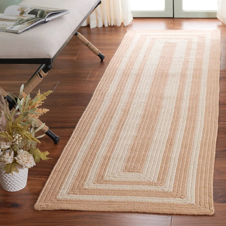 Safavieh Braided 800 2'-3" x 8'-0" Rug in Natural / Ivory