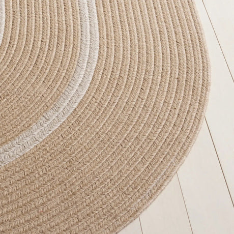 Safavieh Braided 800 5'-0" x 8'-0" Rug in Natural / Ivory