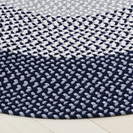 Safavieh Braided 800 5'-0" x 5'-0" Rug in Grey / Blue