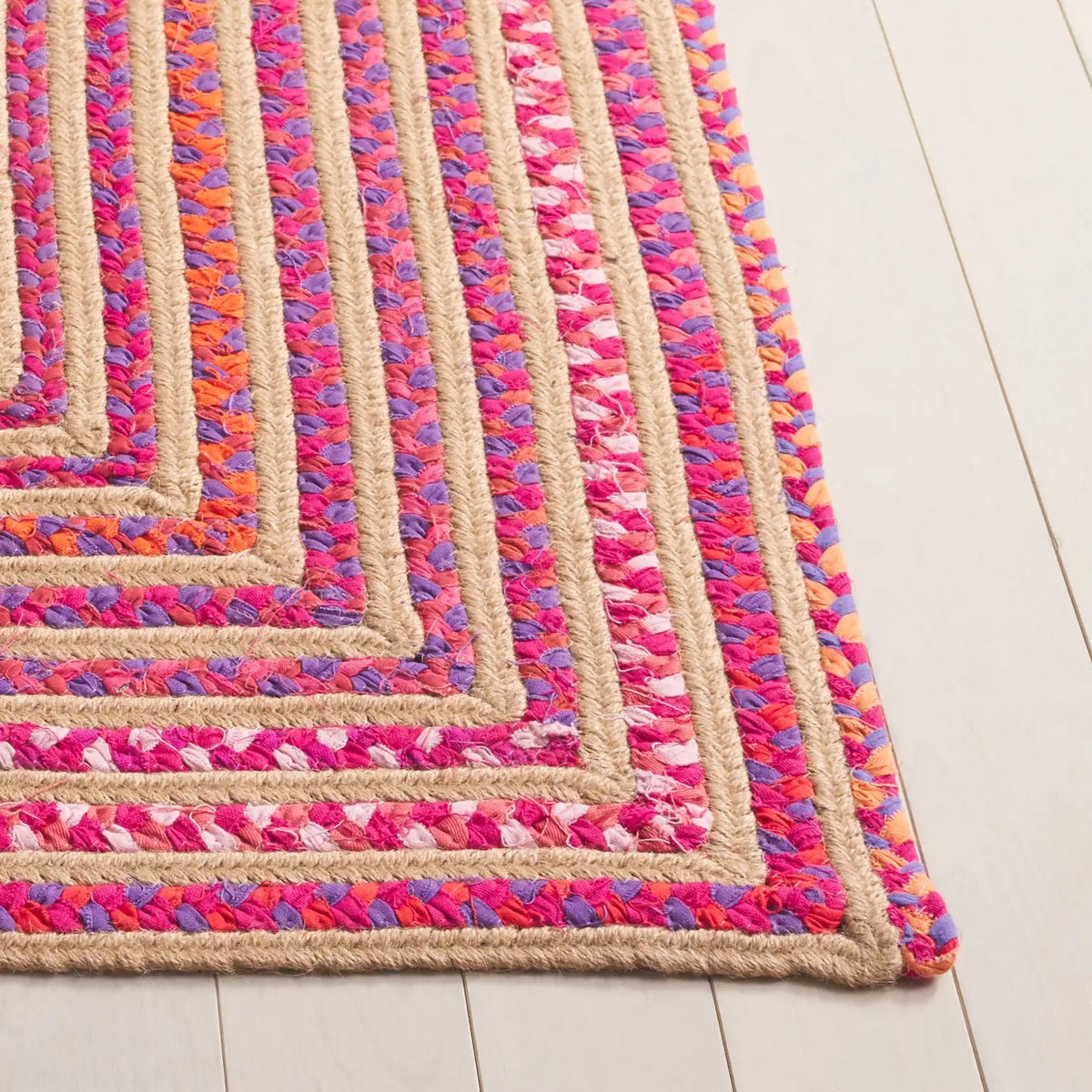 Safavieh Braided 800 4'-0" x 6'-0" Rug in Natural / Red