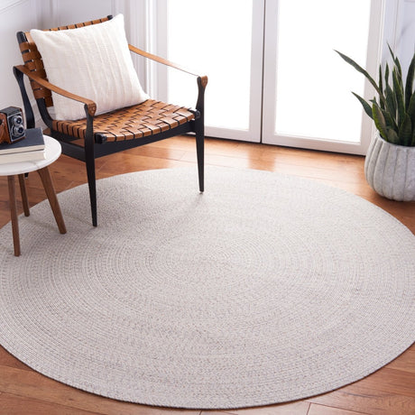 Safavieh Braided Bra201A Ivory/Light Grey Rug.