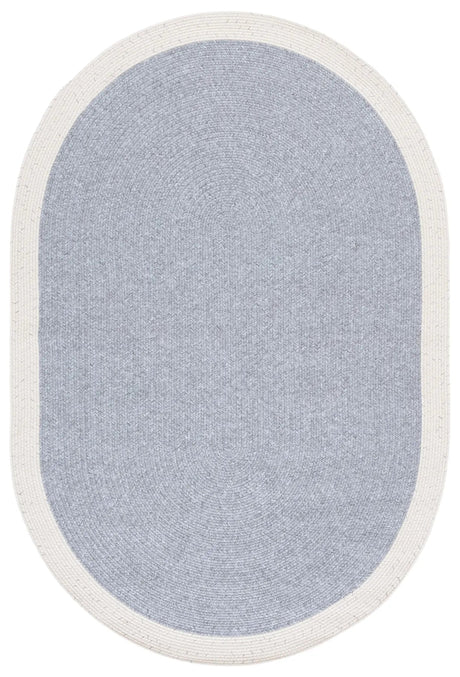 Safavieh Braided 4'-0" x 6'-0" Rug in Grey / Ivory