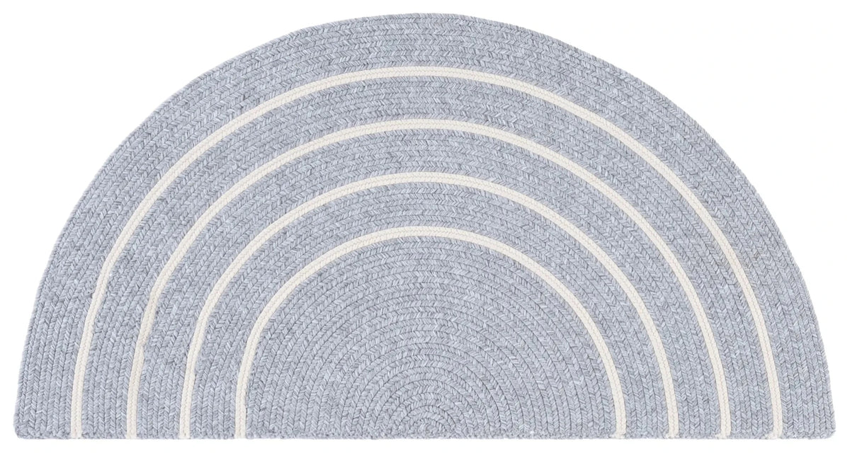Safavieh Braided 2'-0" x 4'-0" Rug in Light Grey / Ivory