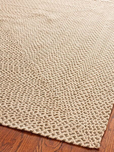 Safavieh Braided Brd173A Beige / Brown Rugs.