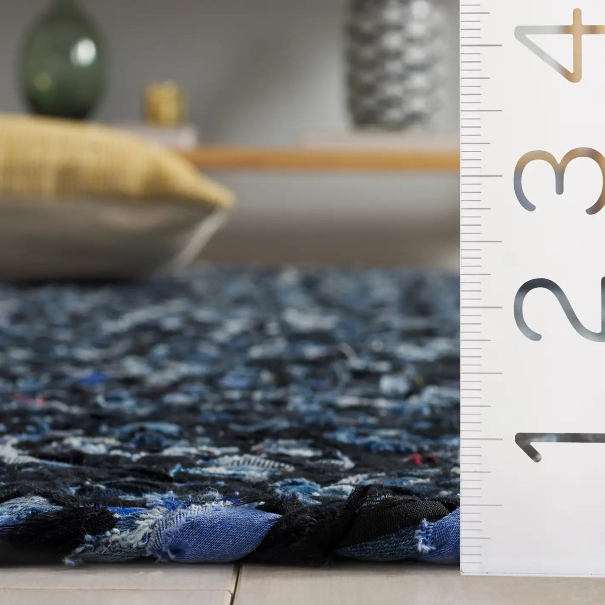 Safavieh Braided 4'-0" x 6'-0" Rug in Black / Blue