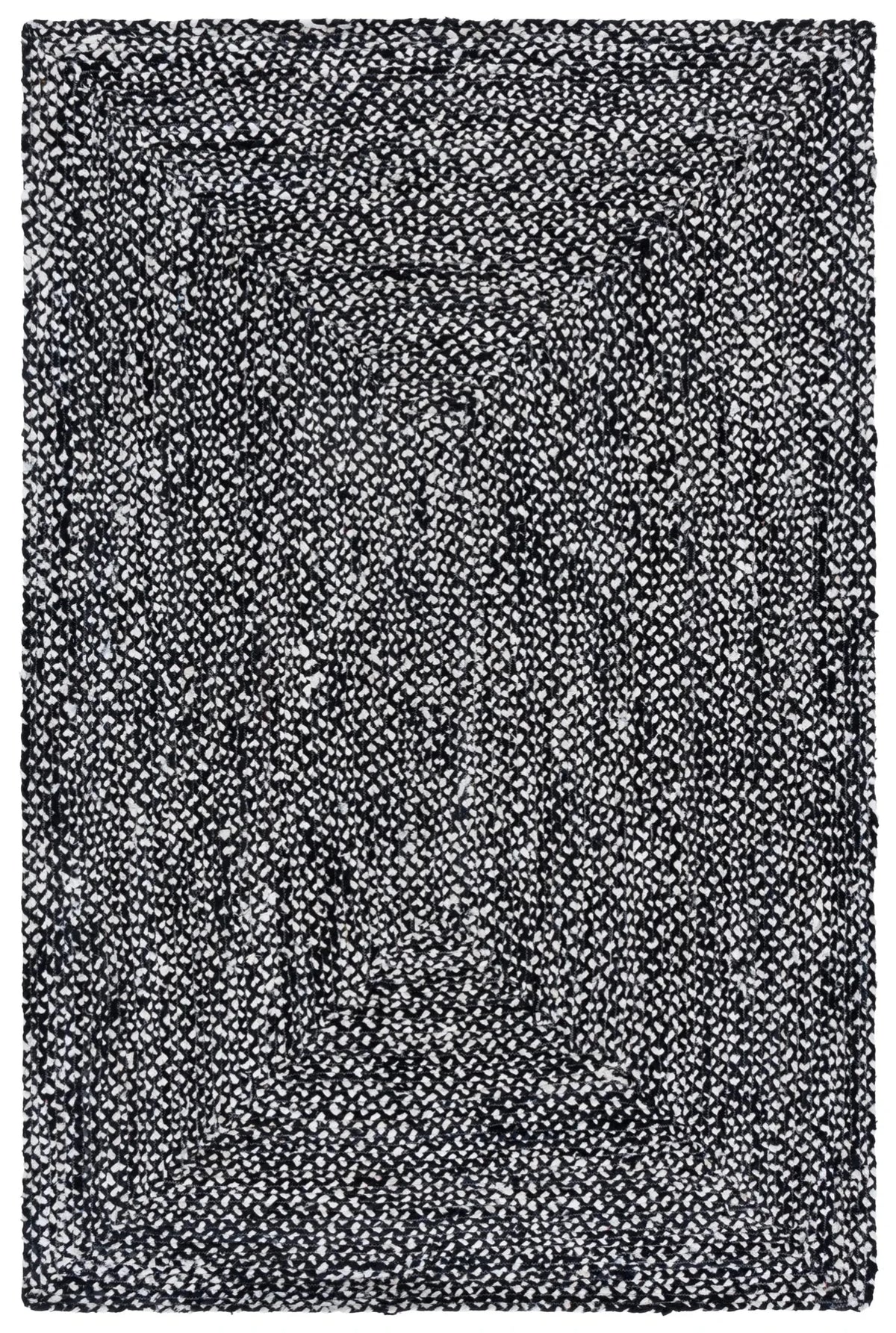 Safavieh Braided 4'-0" x 6'-0" Rug in Black / Ivory