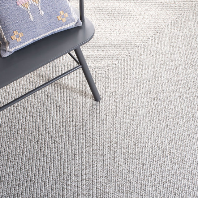 Safavieh Braided Brd315F Silver/Grey Rug.