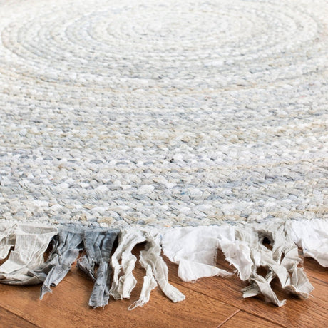 Safavieh Braided Brd451F Grey Rug.