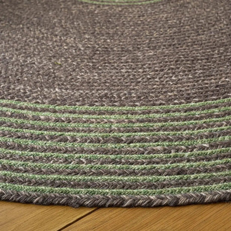 Safavieh Braided 5'-0" x 5'-0" Rug in Grey / Green
