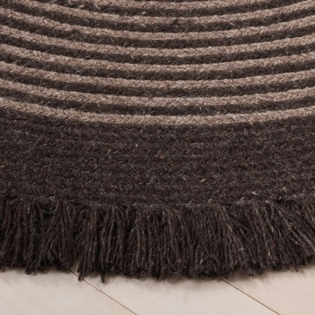 Safavieh Braided 5'-0" x 5'-0" Rug in Brown