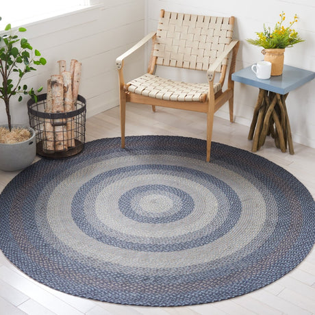 Safavieh Braided Brd652B Grey/Blue Rug.