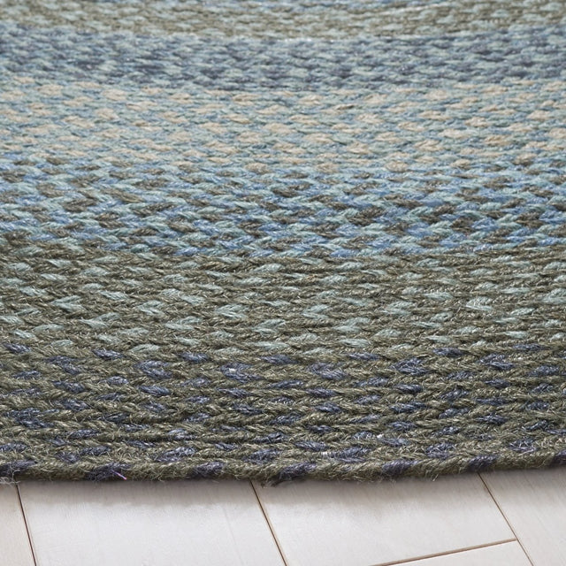 Safavieh Braided Brd652M Light Blue/Green Rug.