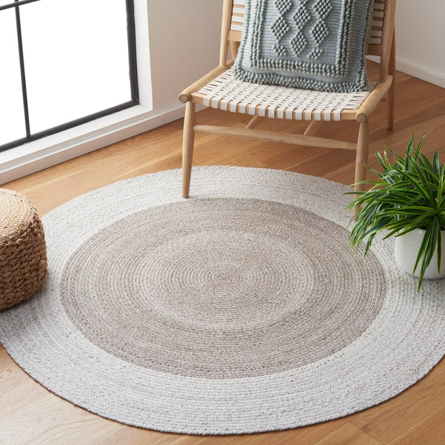 Safavieh Braided Brd803E Beige/Light Grey Rug.