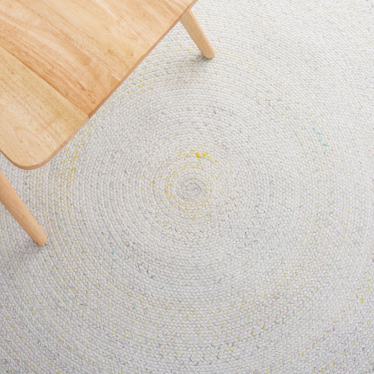 Safavieh Braided Brd804C Ivory/Yellow Rug.