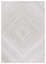Safavieh Braided 4'-0" x 6'-0" Rug in Beige