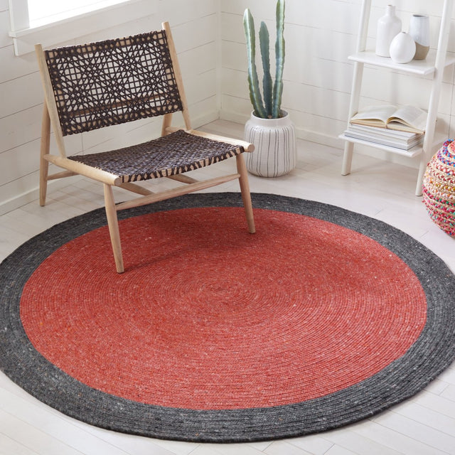 Safavieh Braided Brd902Q Red/Black Rugs.