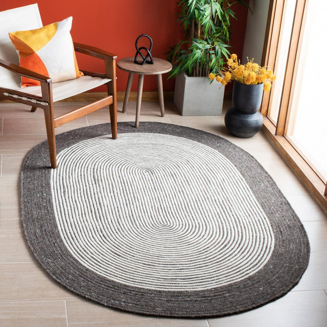 Safavieh Braided Brd904H Charcoal/Ivory Rugs.