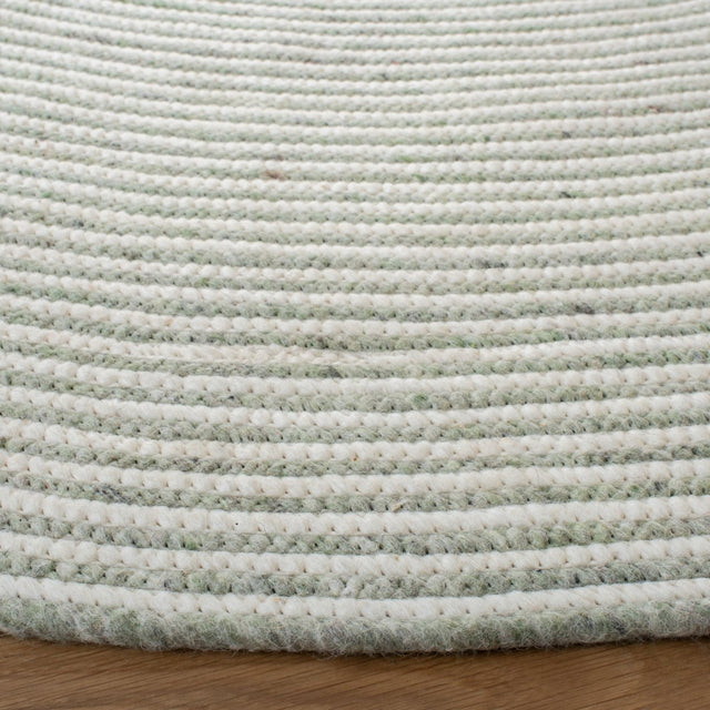 Safavieh Braided Brd905Y Green/Ivory Rugs.