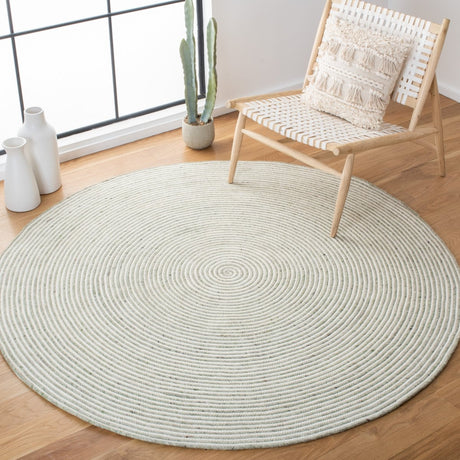 Safavieh Braided Brd905Y Green/Ivory Rugs.