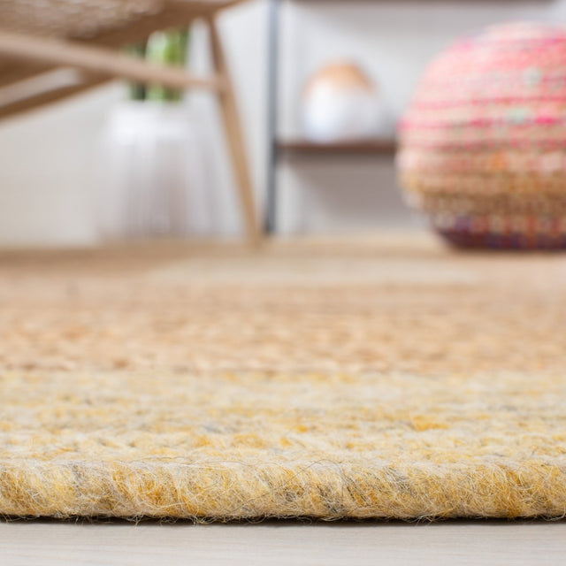 Safavieh Braided Brd910W Gold/Natural Rugs.