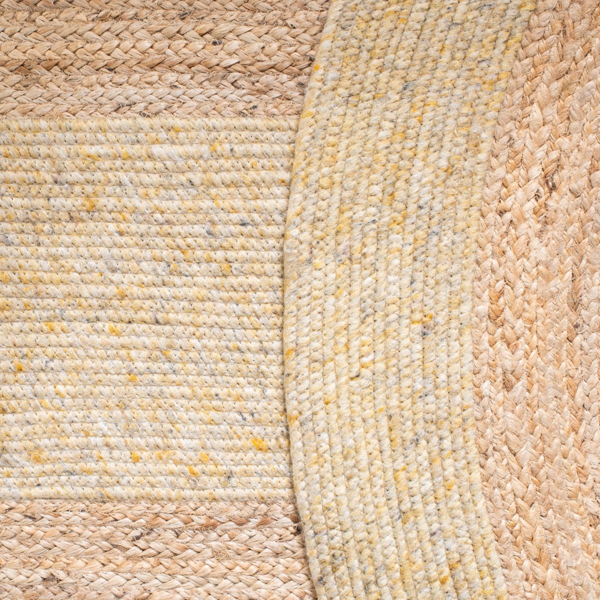 Safavieh Braided Brd910W Gold/Natural Rugs.