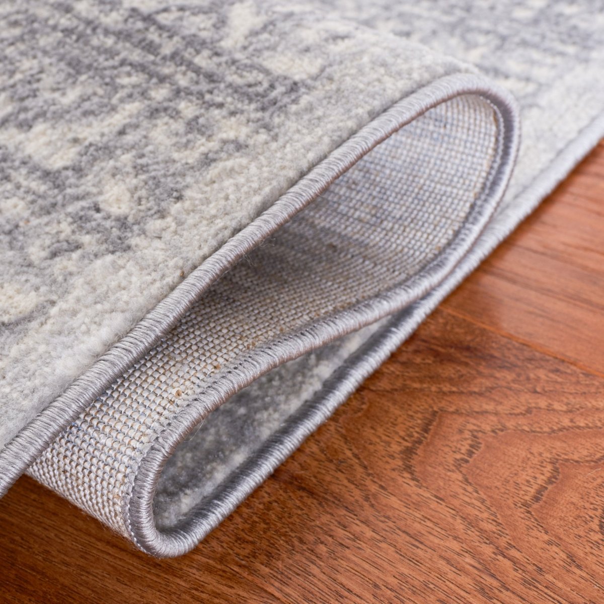 Safavieh Brentwood Bnt800F Grey/Ivory Rug.