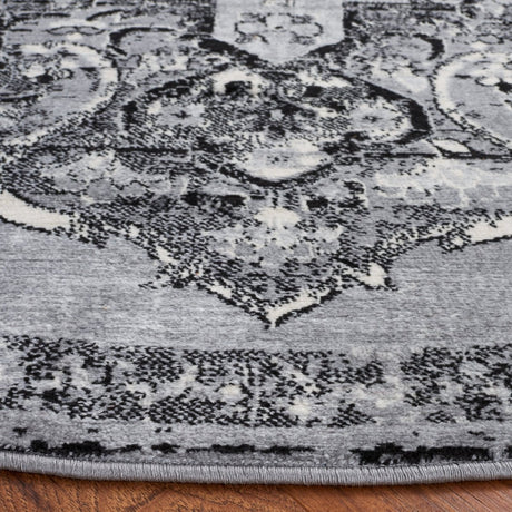 Safavieh Brentwood Bnt802G Silver/Black Rug.