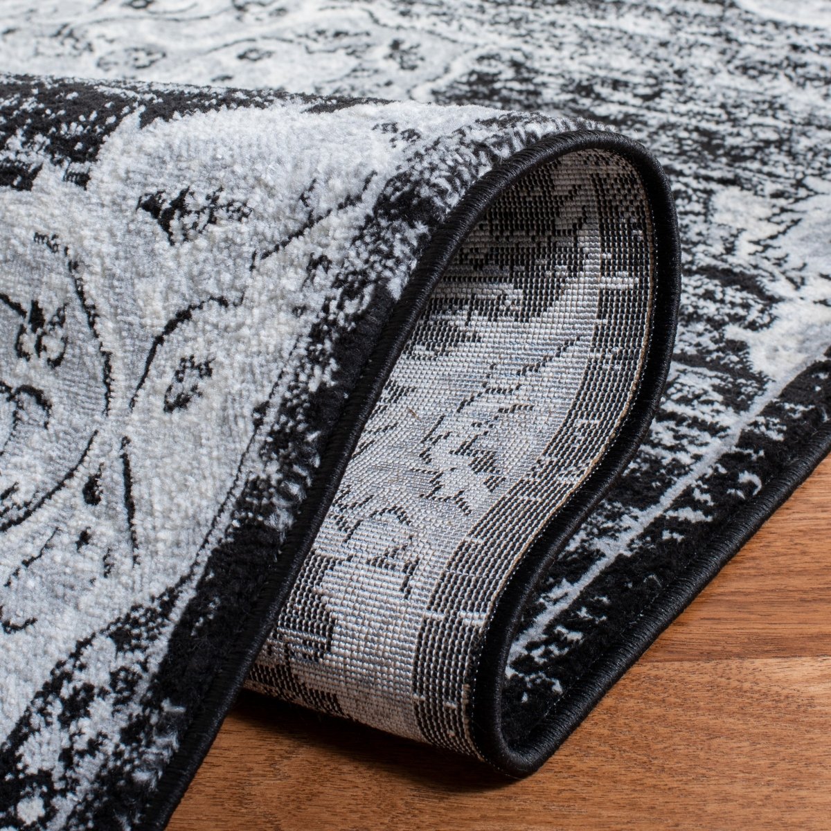 Safavieh Brentwood Bnt802Z Black/Grey Rug.