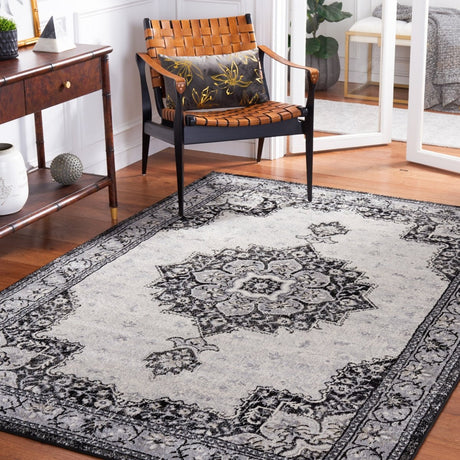 Safavieh Brentwood Bnt826Z Black/Ivory Rug.