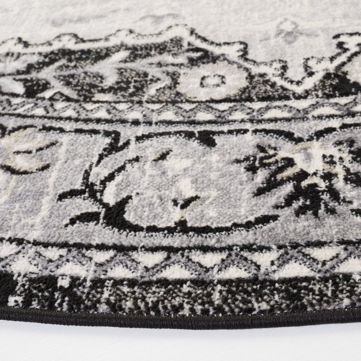 Safavieh Brentwood Bnt826Z Black/Ivory Rug.