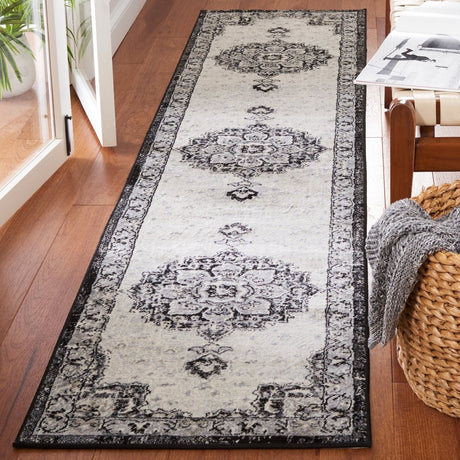 Safavieh Brentwood Bnt826Z Black/Ivory Rug.