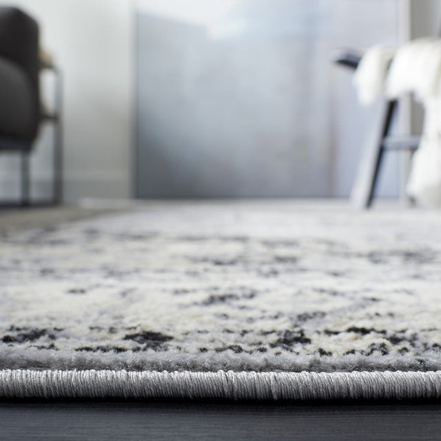 Safavieh Brentwood Bnt851K Silver/Black Rug.