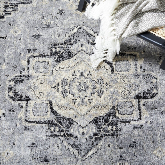 Safavieh Brentwood Bnt851K Silver/Black Rug.