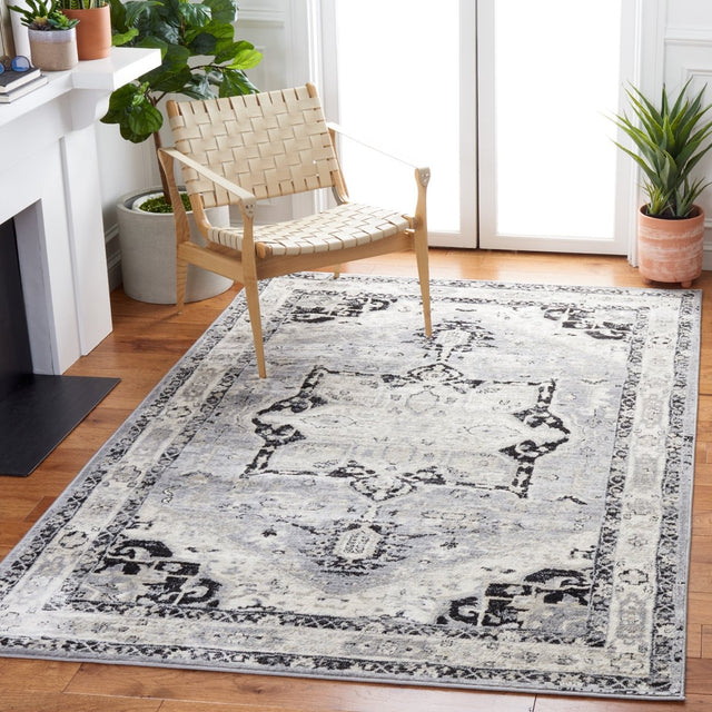 Safavieh Brentwood Bnt852H Silver/Black Rug.